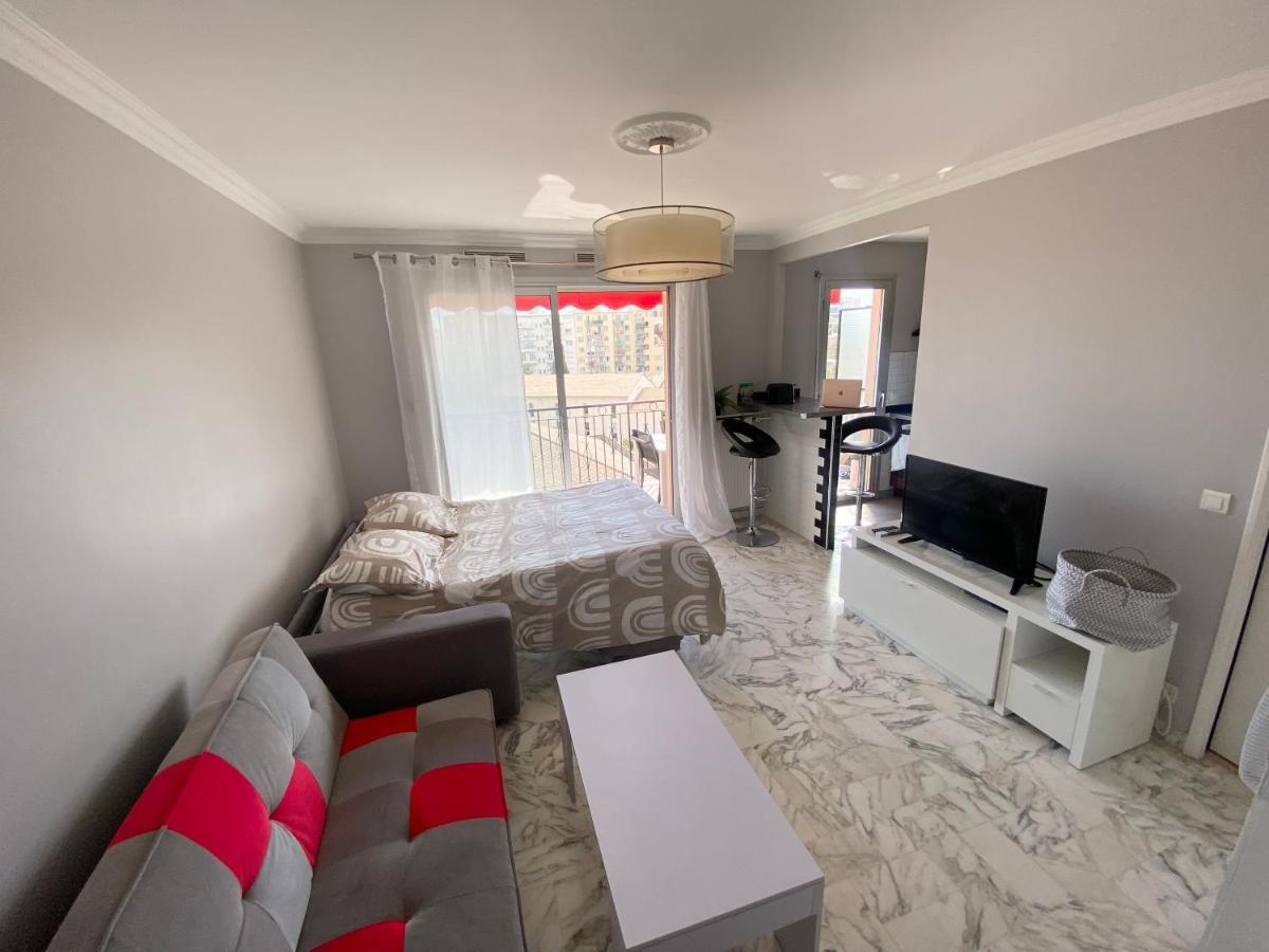 Stylish Modern Beach Studio Ница Екстериор снимка