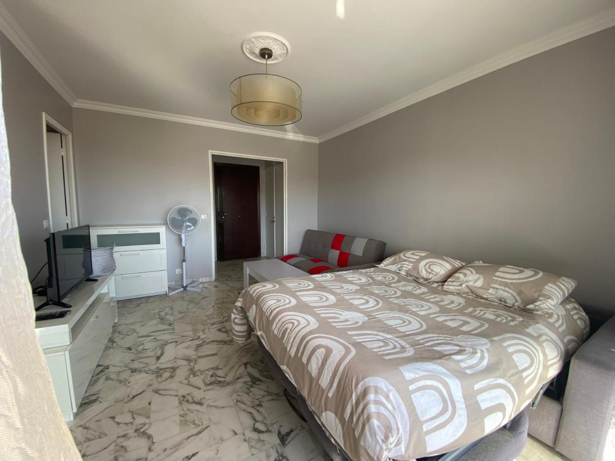 Stylish Modern Beach Studio Ница Екстериор снимка